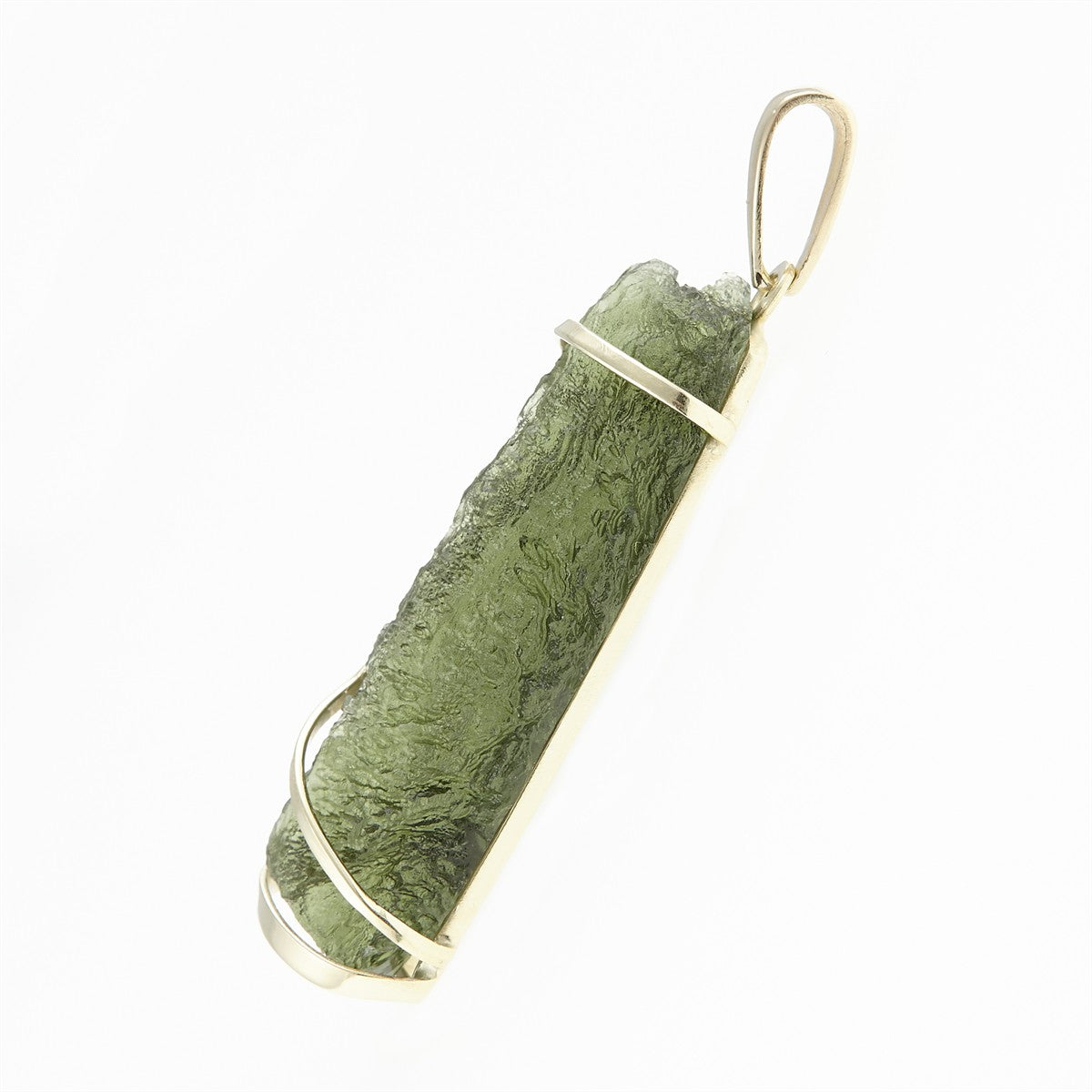 Golden pendant with a moldavite 26-004