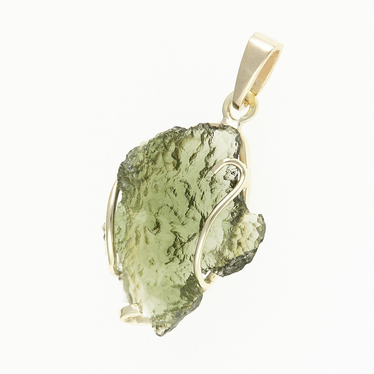 Golden pendant with a moldavite 26-006