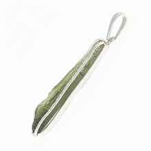 Ciondolo in argento con codice moldavite - 26-044