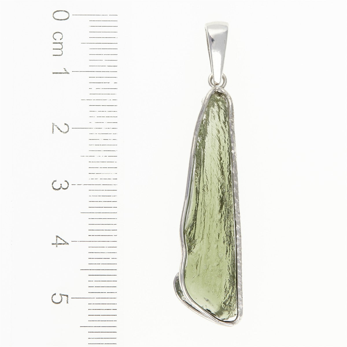 Silver pendant with a moldavite - 26-044
