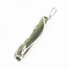 Ciondolo in argento con codice moldavite - 26-073