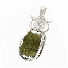 Ciondolo in argento con moldavite e zirconi - gufo 26-135A