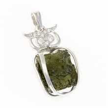 Ciondolo in argento con moldavite e zirconi - gufo 26-135A