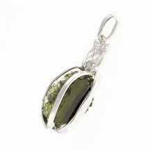 Ciondolo in argento con moldavite e zirconi - gufo 26-135A