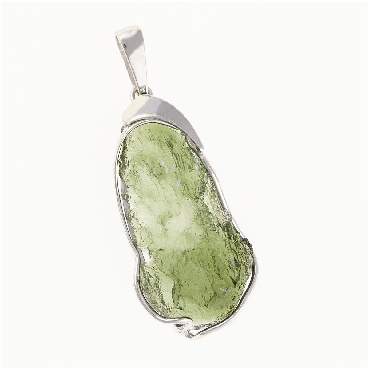 Silver pendant with a moldavite 26-147