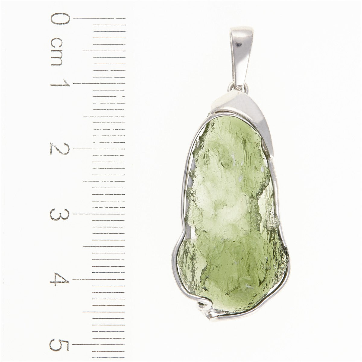 Silver pendant with a moldavite 26-147