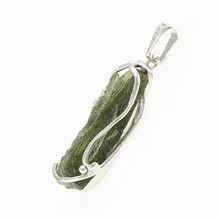 Ciondolo in argento con moldavite e zirconi 26-192