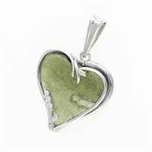 Ciondolo in argento con moldavite e zircone - cuore - 26-199