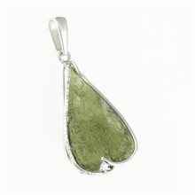 Ciondolo in argento con moldavite e zircone 26-208