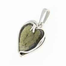 Ciondolo Argento con moldavite - cuore 26-254