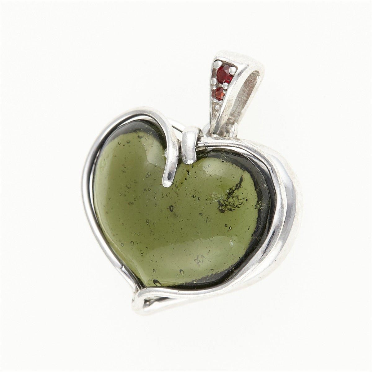 Silver pendant with moldavite and garnets - heart 26-257