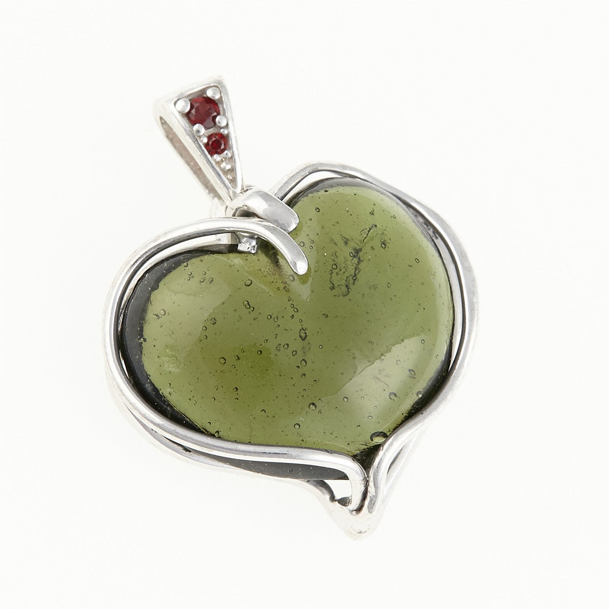 Silver pendant with moldavite and garnets - heart 26-257