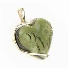 Ciondolo in oro con moldavite - cuore 26-266