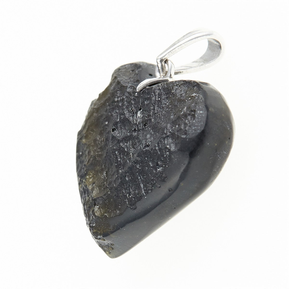 Silver pendant with a moldavite - heart - 26-331