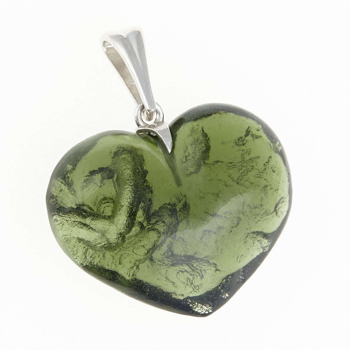 Silver pendant with a moldavite - heart - 26-333