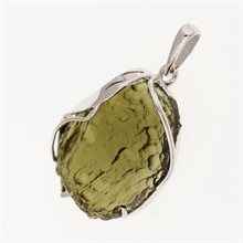 Ciondolo dorato con codice moldavite 7034