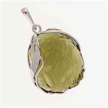 Ciondolo dorato con codice moldavite 7034