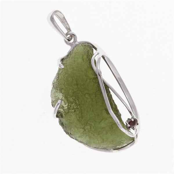 Golden pendant with a moldavite and garnet 7751
