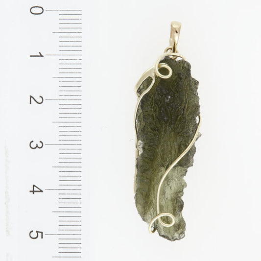 Pendente in oro con natural moldavite 7778