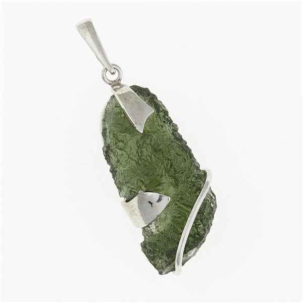 Silver pendant with moldavite 7788