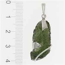 Silver pendant with moldavite 7788