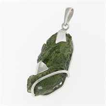 Silver pendant with moldavite 7788