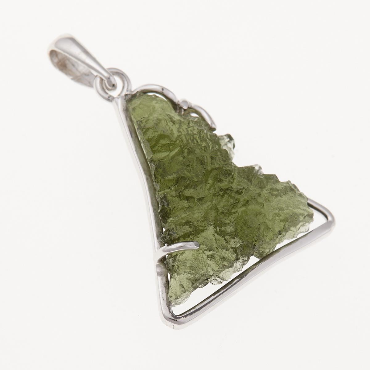 Golden pendant with a moldavite 7943