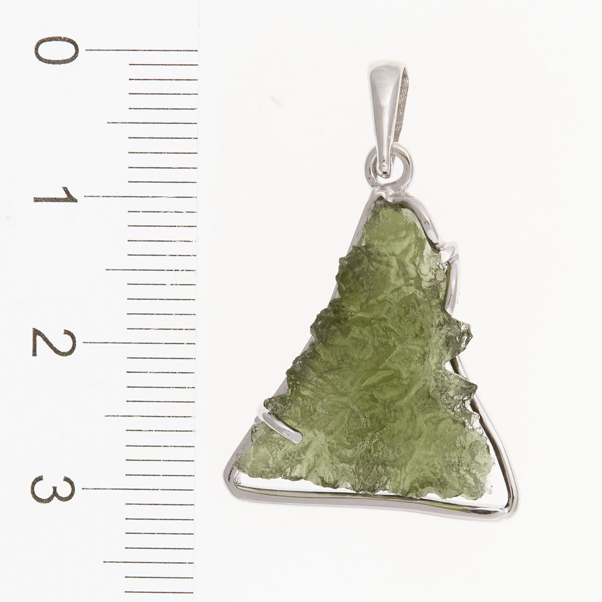 Golden pendant with a moldavite 7943