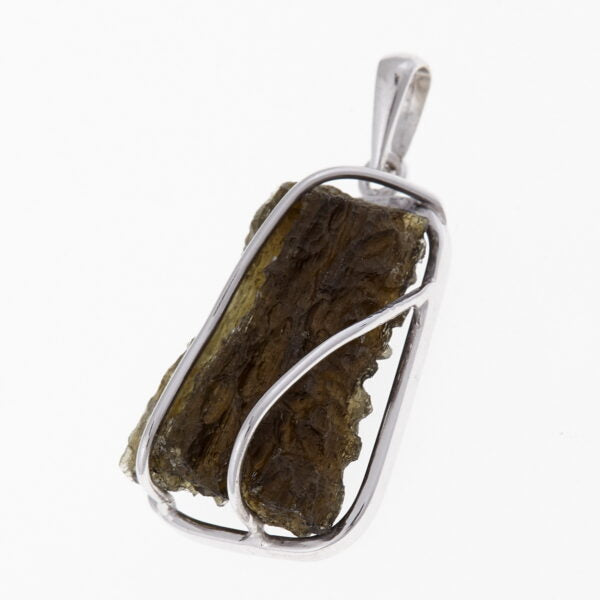 Pendente in oro con a moldavite 8334