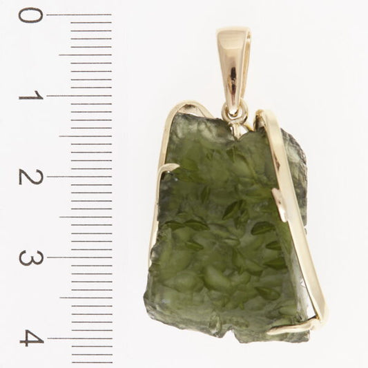 Pendente in oro con a moldavite 8595