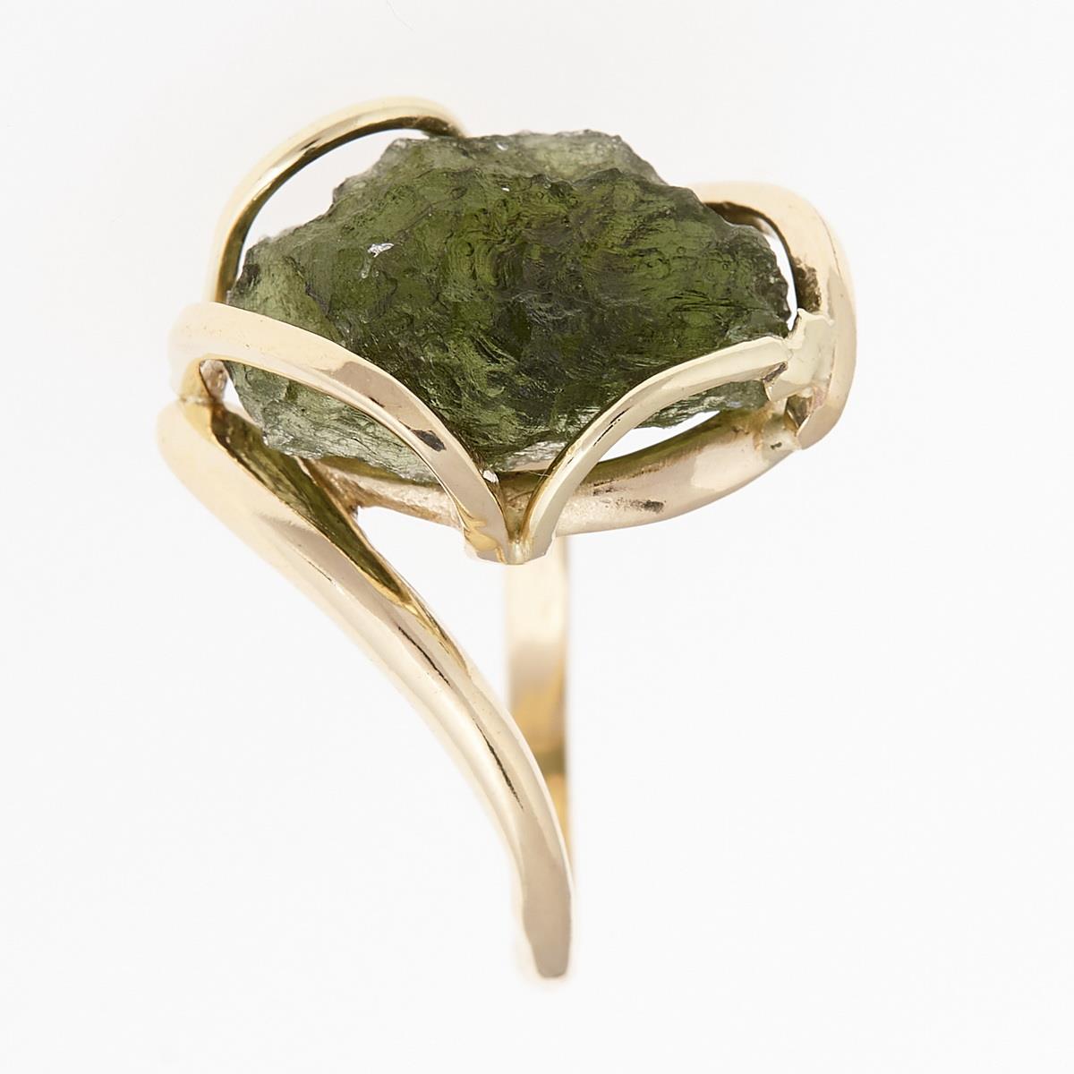 Golden ring with moldavite 8596