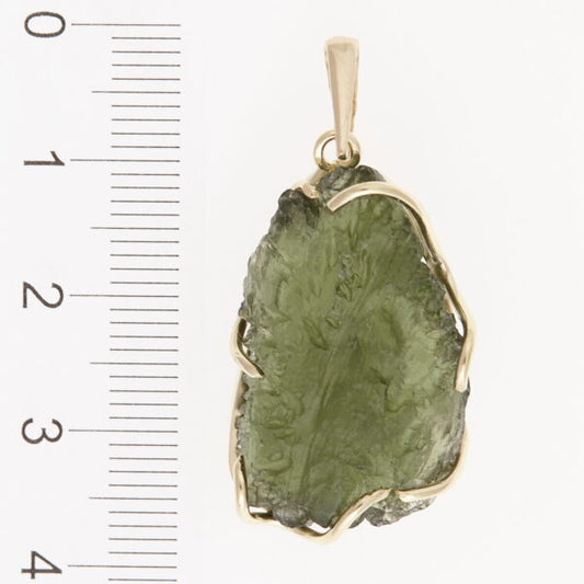 Pendente in oro con a moldavite 8598