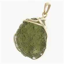 Ciondolo dorato con codice moldavite 9510