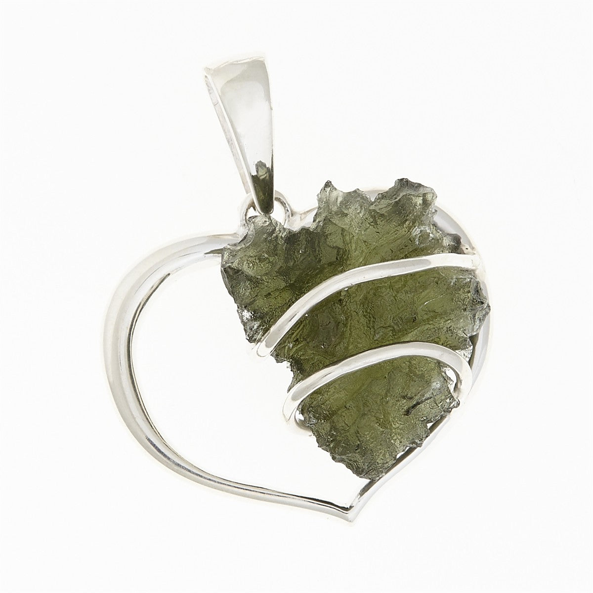 Silver pendant with moldavite – heart 9525