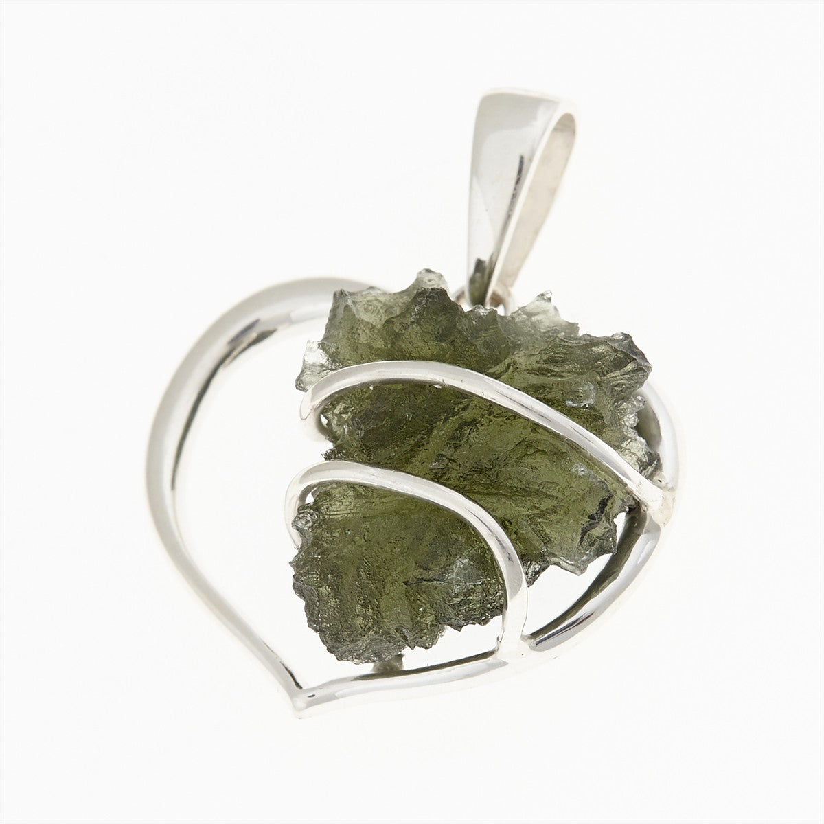 Silver pendant with moldavite – heart 9525