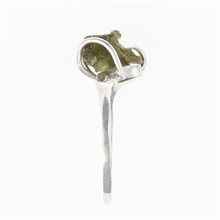 Anello in argento con pietra naturale moldavite 458