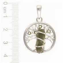 Ciondolo in argento con moldavite e granati – Tree of life 480