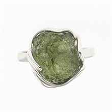 Silver ring with natural moldavite 539
