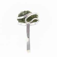 Silver ring with natural moldavite 539
