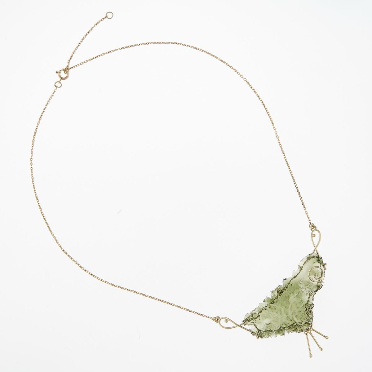 Golden necklace with moldavite 2251