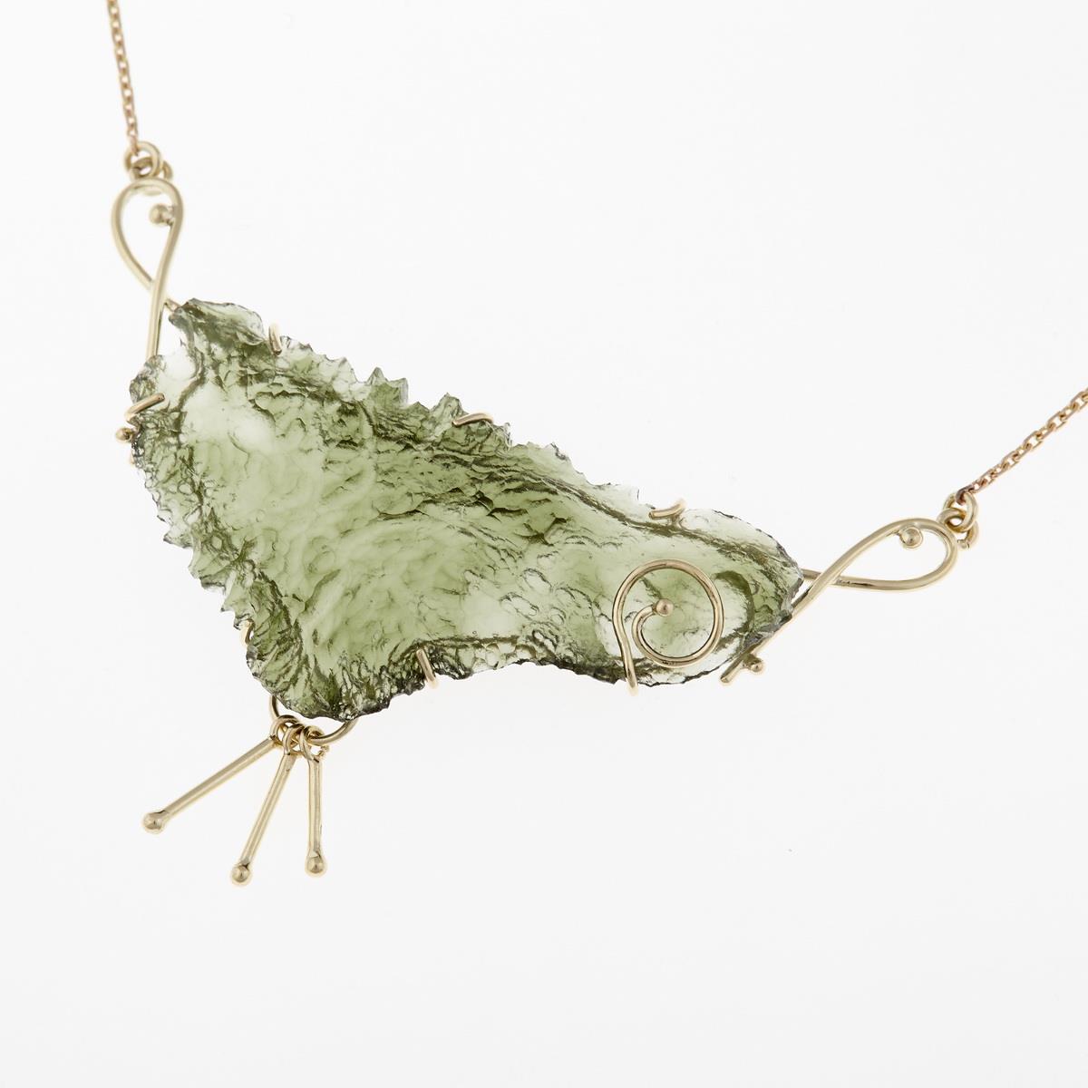 Golden necklace with moldavite 2251