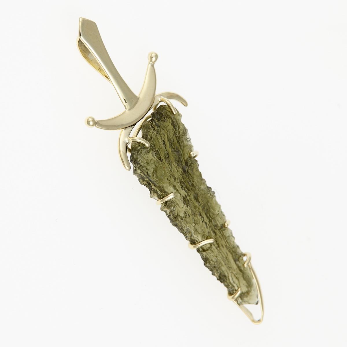 Golden pendant with a moldavite - Sword MW946