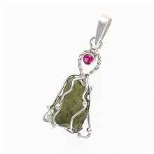 Ciondolo in argento con moldavite - angelo 010