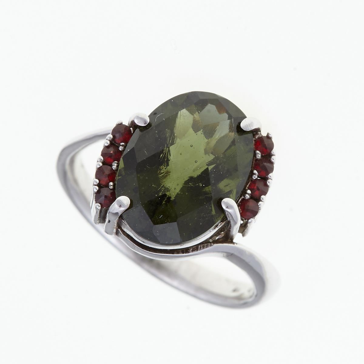 Silver ring with moldavite and garnets 092G