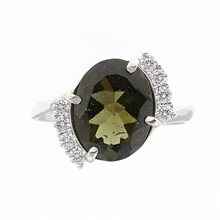 Anello in argento con moldavite e zirconi 092