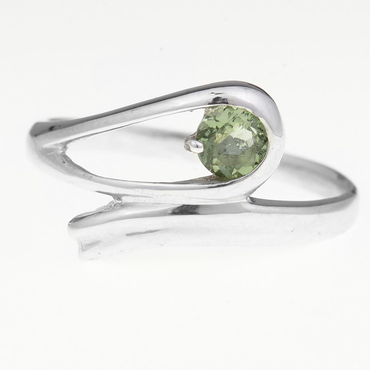Silver ring with moldavite 101