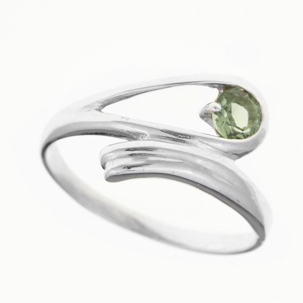 Silver ring with moldavite 101