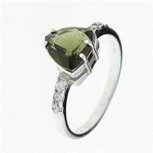 Anello in argento con moldavite e zirconi 113