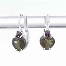 Orecchini in argento con moldavite e granati - cuore 150G