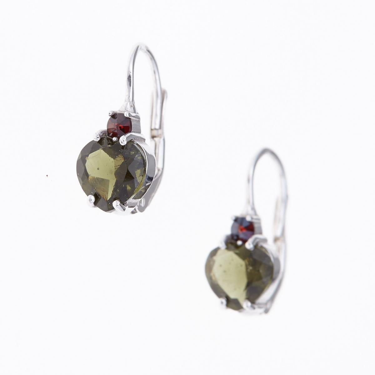 Silver earrings with moldavite and garnets - heart 150G